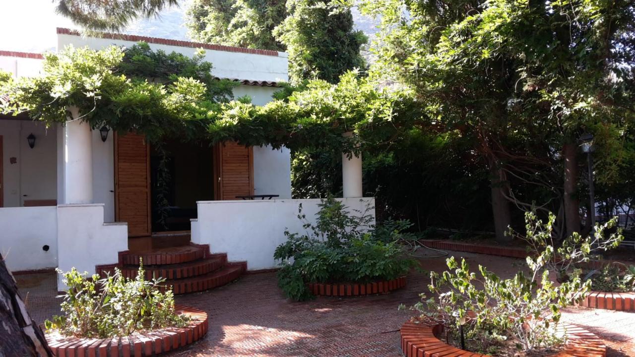 Villa Il Glicine Vulcano  Buitenkant foto