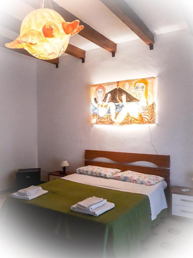 Villa Il Glicine Vulcano  Buitenkant foto